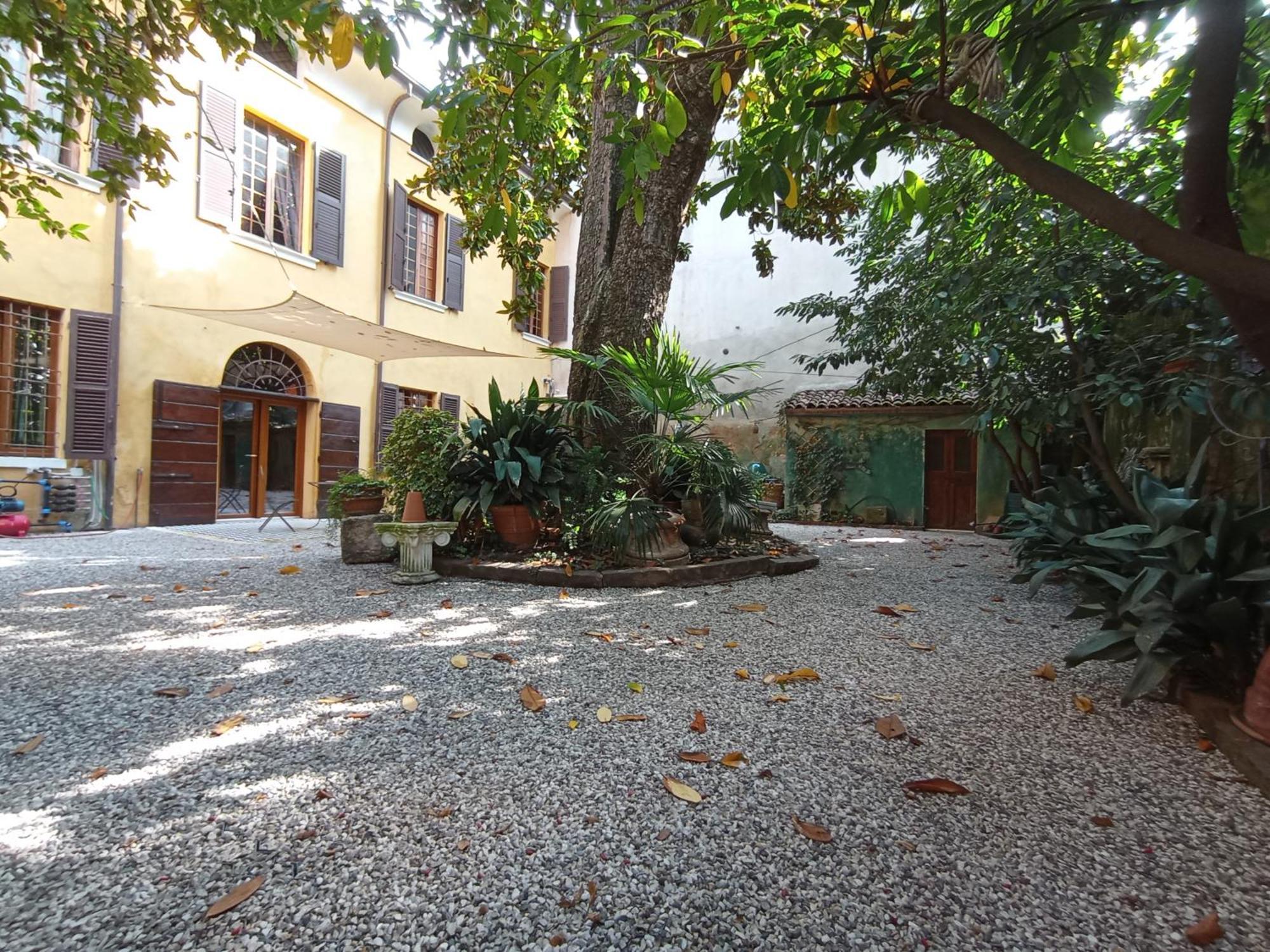 Apartmán Magnolia Garden Ferrara Exteriér fotografie